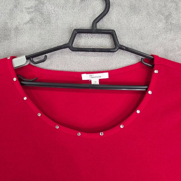 Womens Red 89th + Madison Blouse Top Cold Shoulder Rhinestones Short Sleeve 1X - Picture 4 of 10